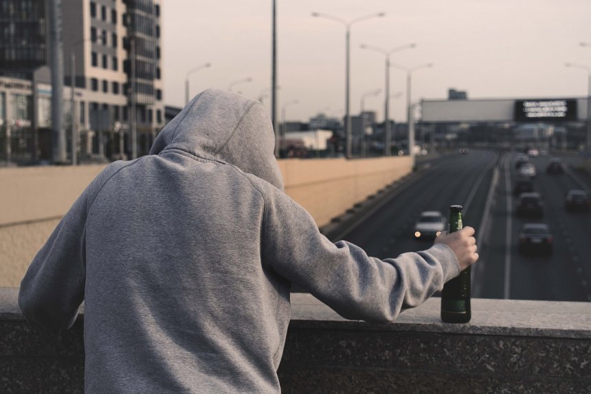 Test na alkoholizm – jak rozpoznać problem?
