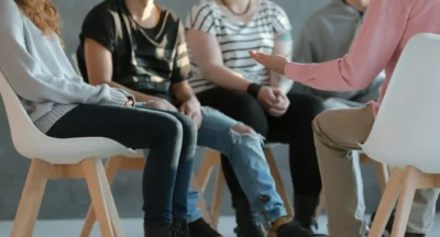 Rola i znaczenie grup wsparcia w leczeniu narkomanii