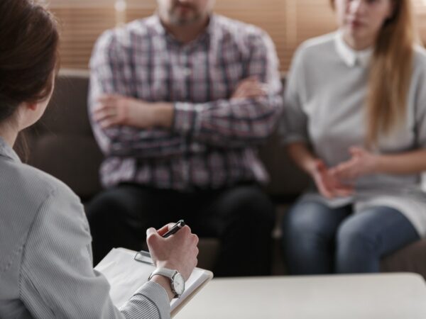 Jacy specjaliści pracują w ośrodkach leczenia uzależnień?
